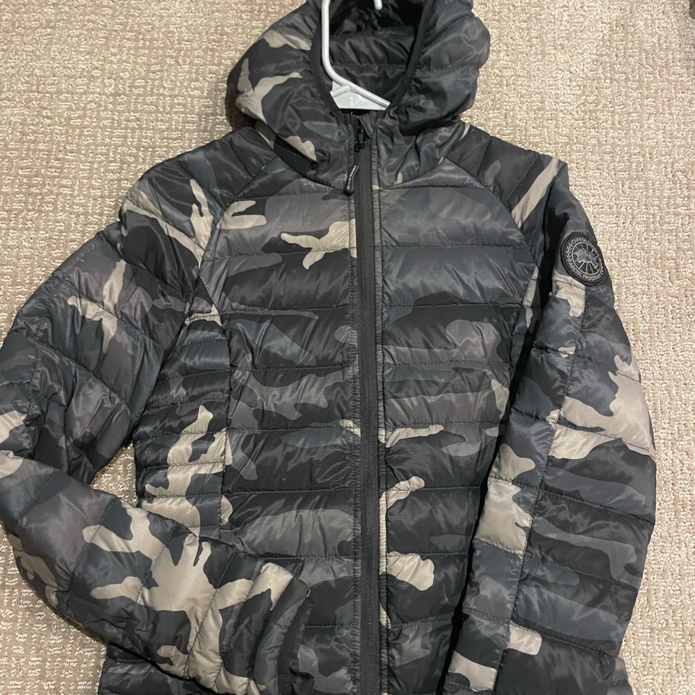 Women Canada goose camouflage puffer